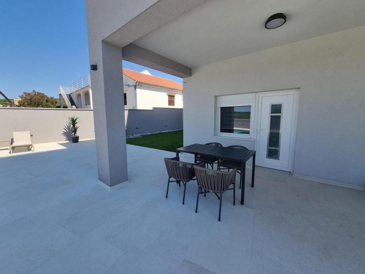 Villa Madison Posedarje Exteriör bild