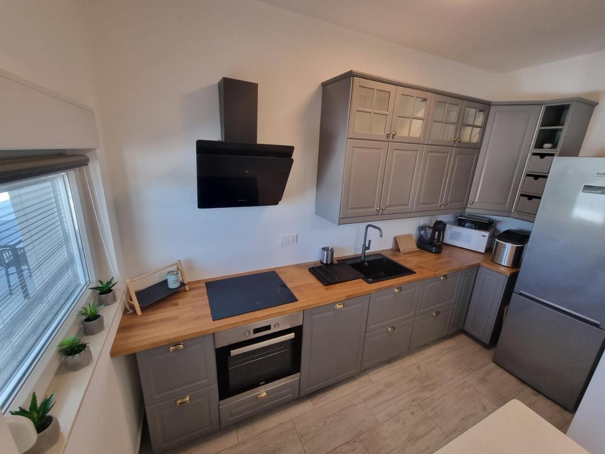 Villa Madison Posedarje Exteriör bild