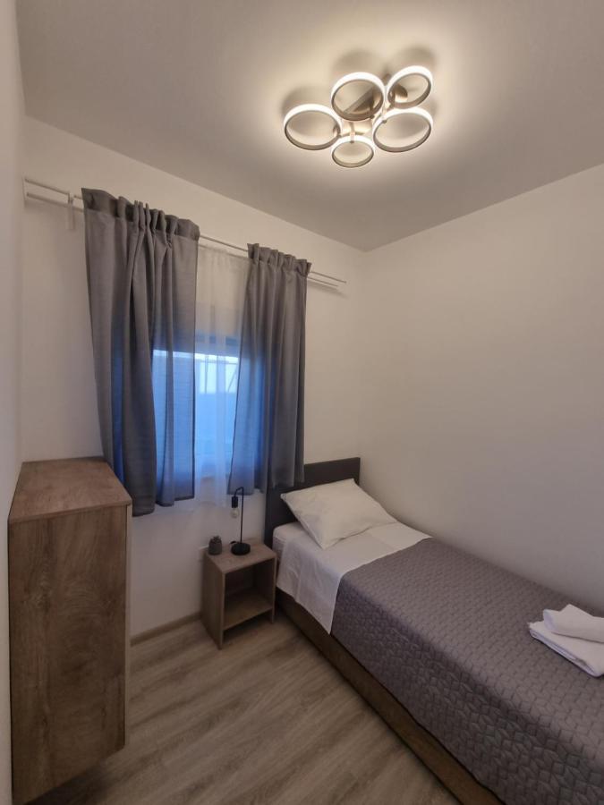 Villa Madison Posedarje Exteriör bild