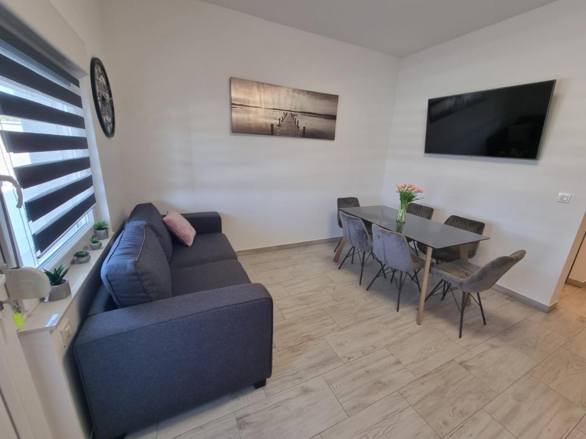 Villa Madison Posedarje Exteriör bild