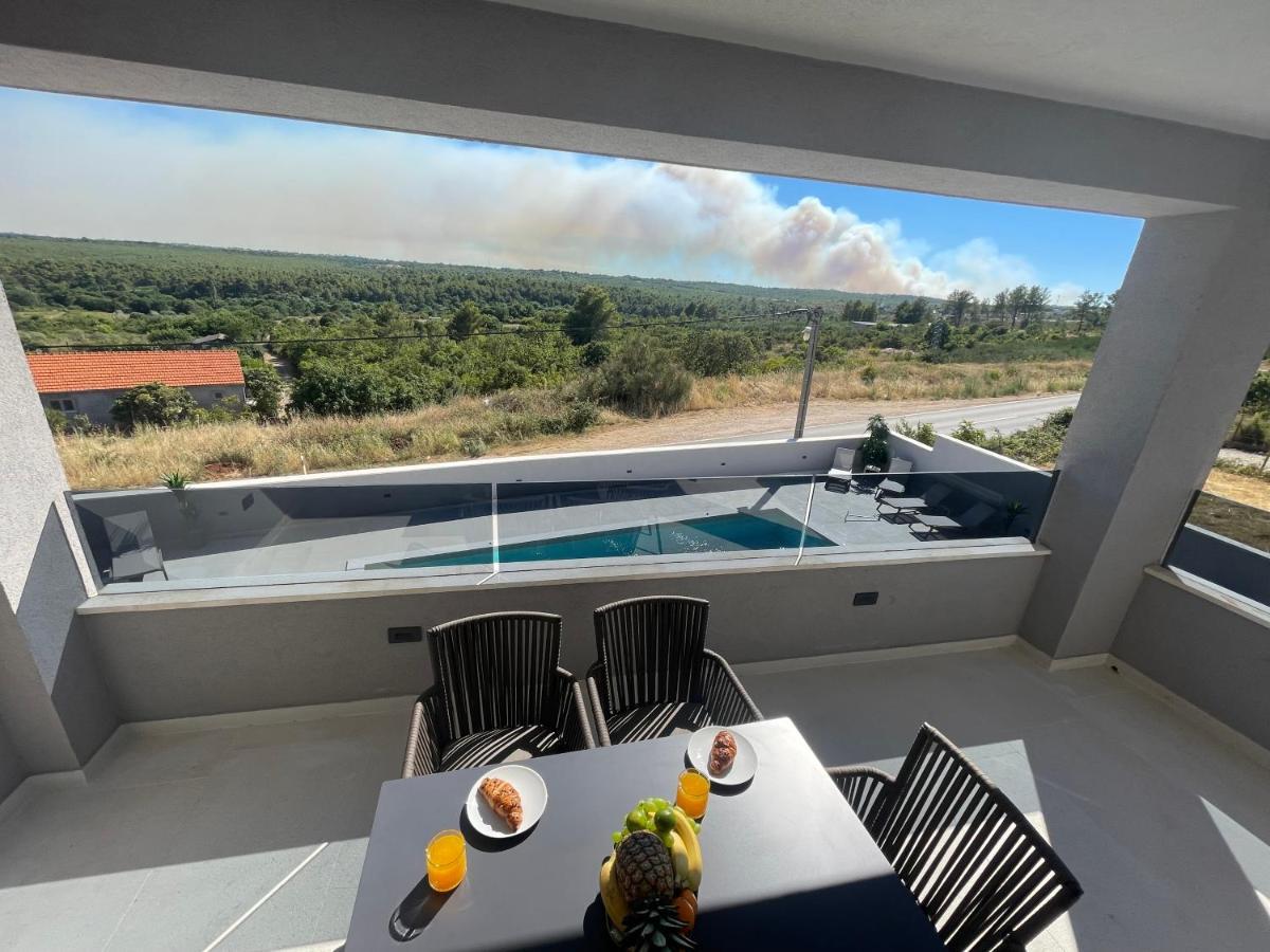 Villa Madison Posedarje Exteriör bild